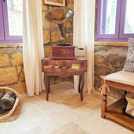 Villa Yerden Isitma Ve Soemineli Salvia - Sakin Ve Bohem